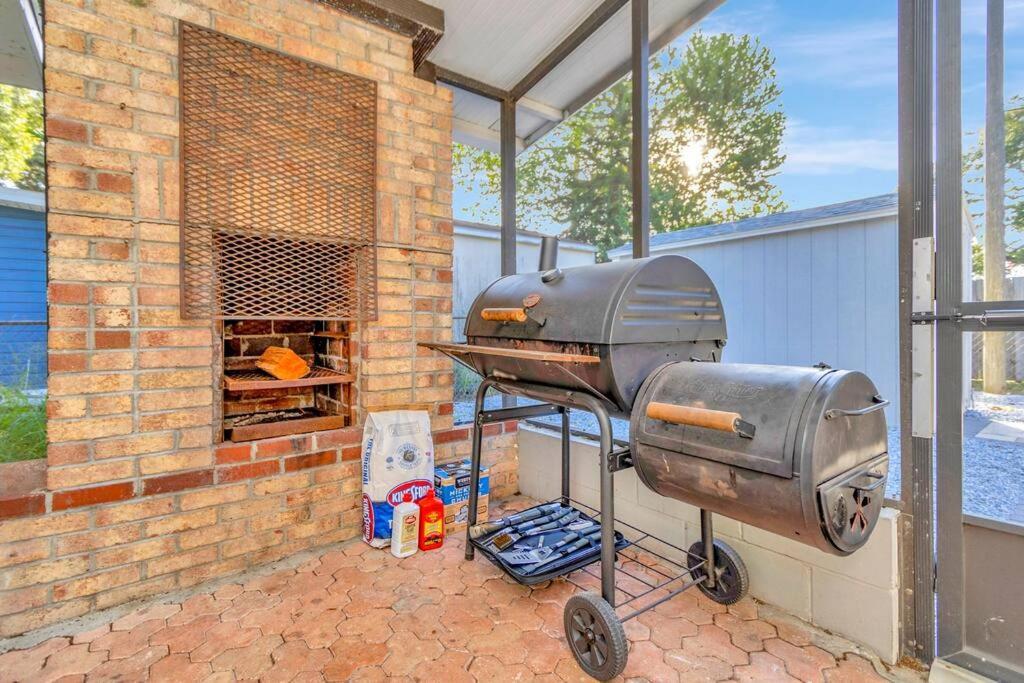 Cozy Bungalow With Patio & Grill, Private And Location Tampa Eksteriør bilde