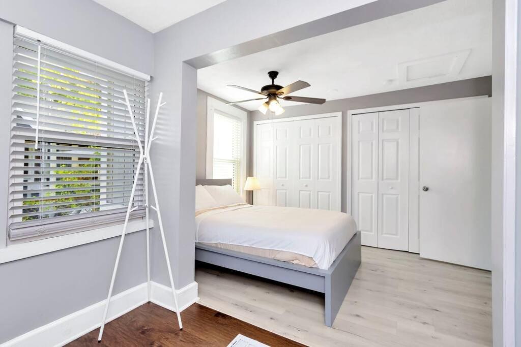 Cozy Bungalow With Patio & Grill, Private And Location Tampa Eksteriør bilde